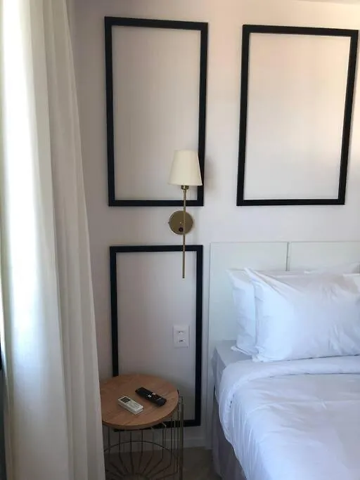 Studio Lucas By Yoo Luxo Porto Alegre 0*,
